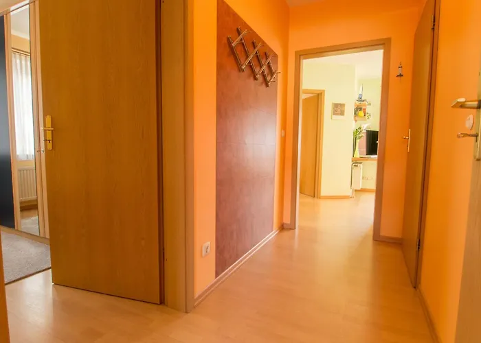 Zur Hanse 2 4 * 青斯特